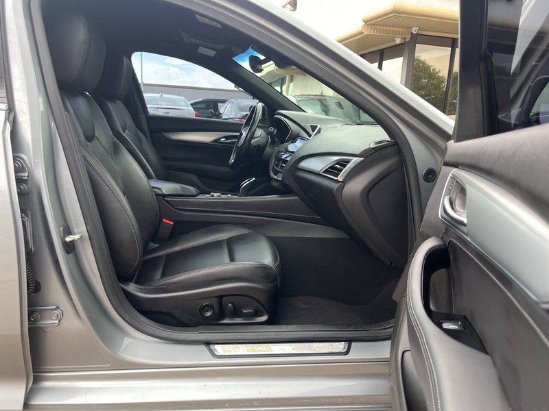 Cadillac CT5 Vehicle Image 11