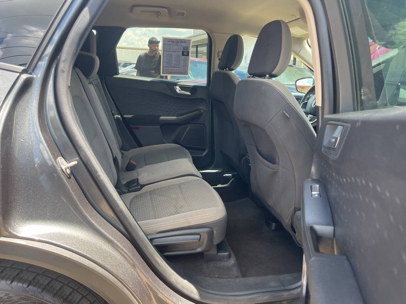 Ford Escape Vehicle Image 10