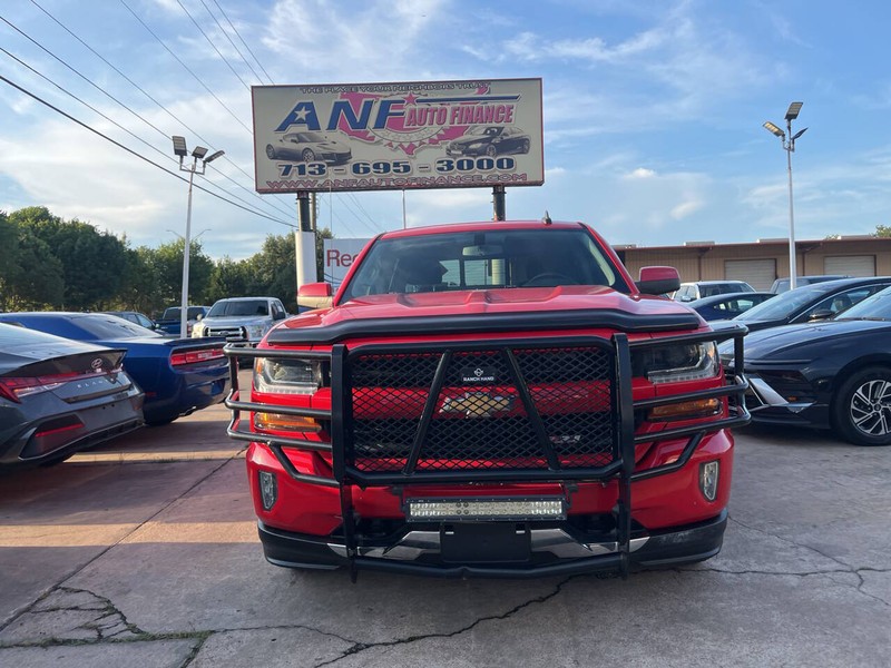 Chevrolet Silverado 1500 Vehicle Image 02