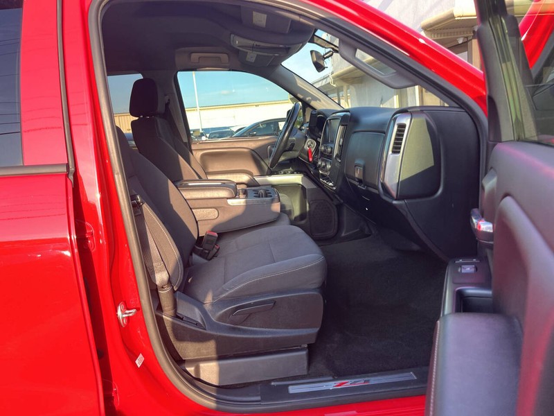 Chevrolet Silverado 1500 Vehicle Image 17