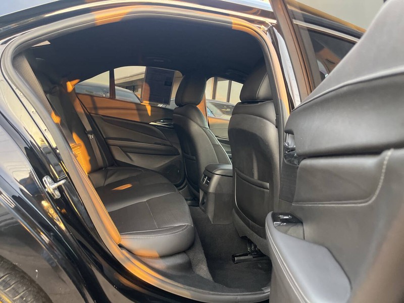 Cadillac CT4 Vehicle Image 10