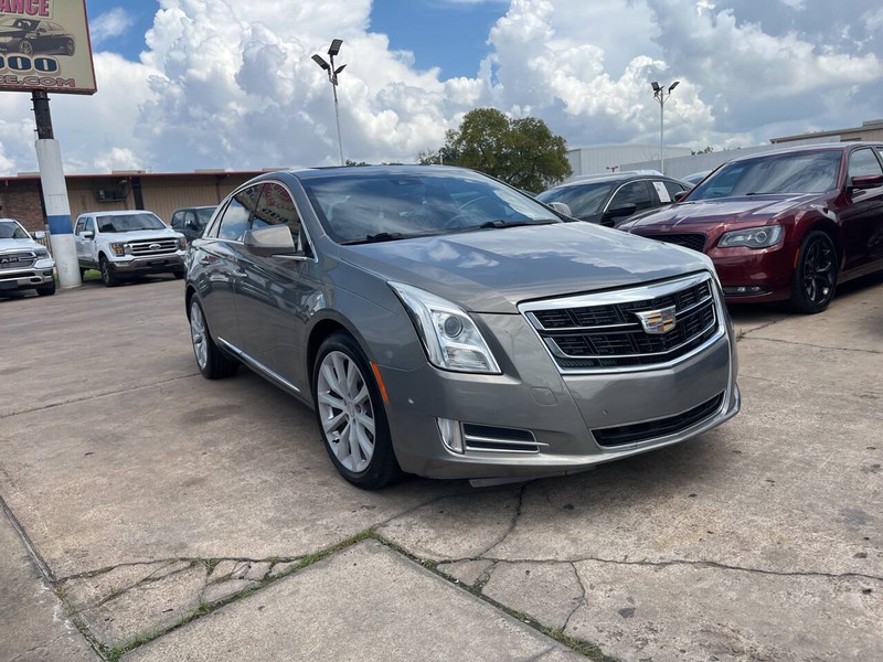 Cadillac XTS Vehicle Image 06