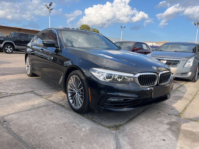 BMW 5 Series Vehicle Image 06