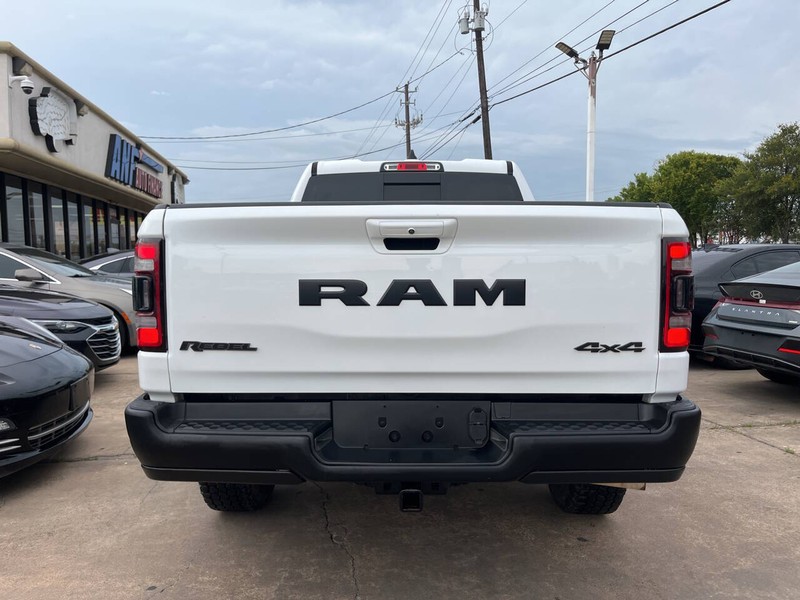 Ram 1500 Vehicle Image 04