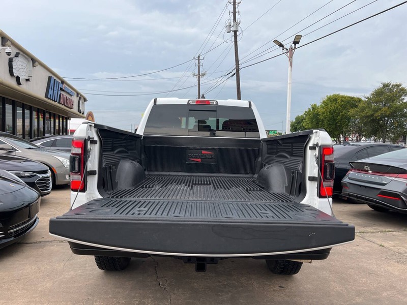 Ram 1500 Vehicle Image 09