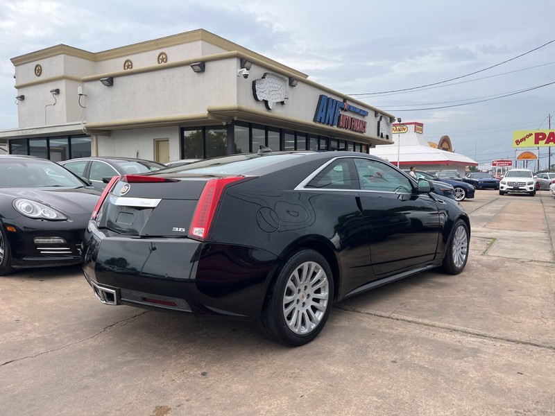 Cadillac CTS Vehicle Image 05