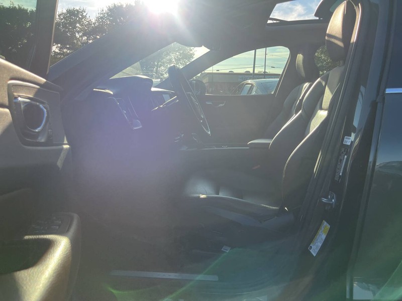 Volvo XC60 Vehicle Image 07