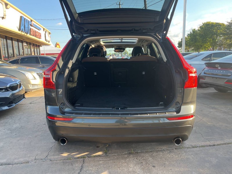 Volvo XC60 Vehicle Image 09