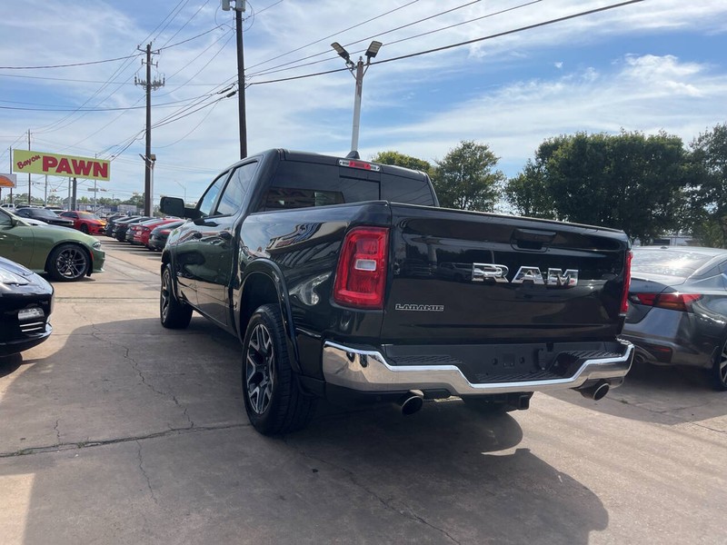 Ram 1500 Vehicle Image 03