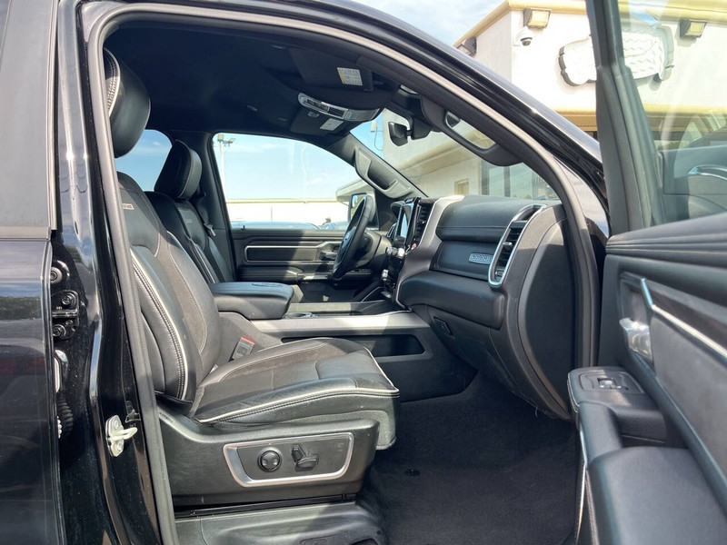 Ram 1500 Vehicle Image 11