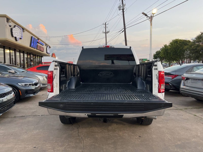 Ford F-150 Vehicle Image 09