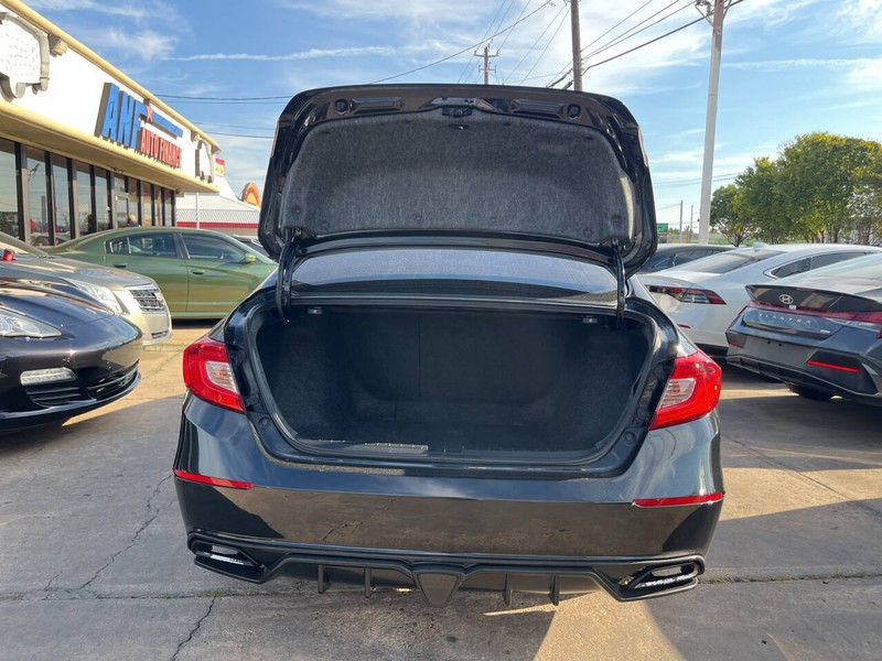 Honda Accord Sedan Vehicle Image 09
