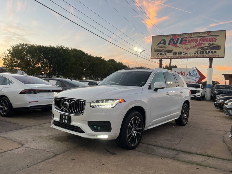 Volvo XC90 Vehicle Image 02