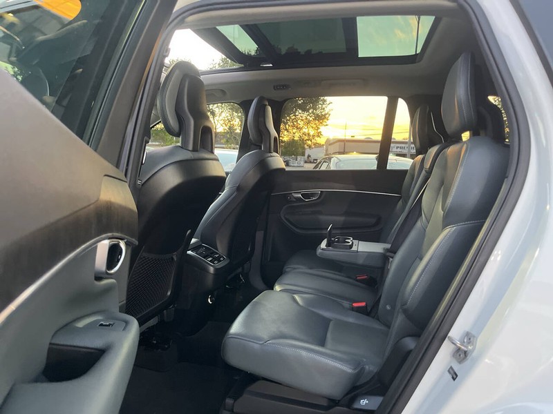 Volvo XC90 Vehicle Image 08