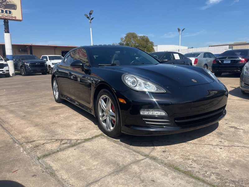 Porsche Panamera Vehicle Image 06