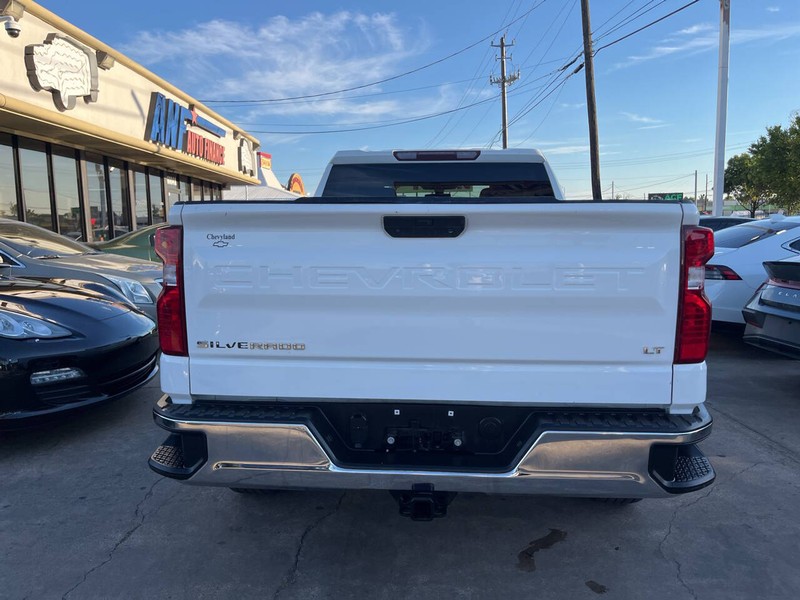 Chevrolet Silverado 1500 Vehicle Image 04