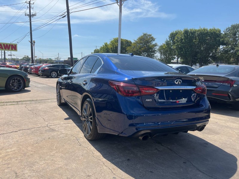 INFINITI Q50 Vehicle Image 04