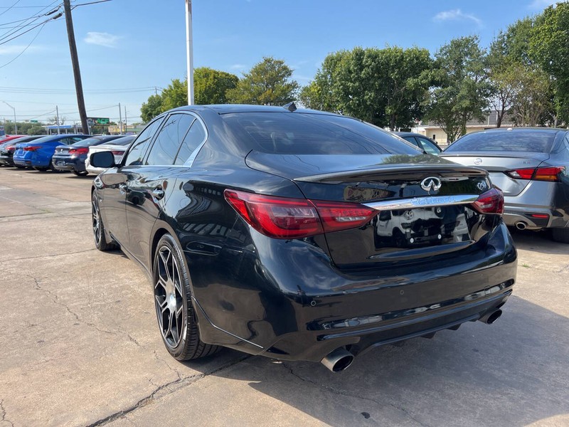 INFINITI Q50 Vehicle Image 03
