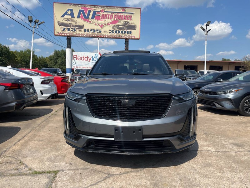 Cadillac XT6 Vehicle Image 02