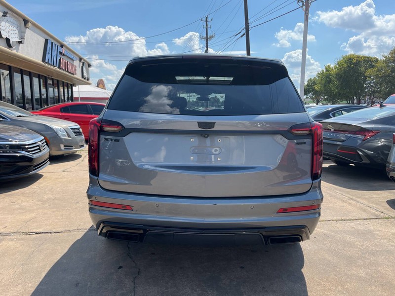 Cadillac XT6 Vehicle Image 04