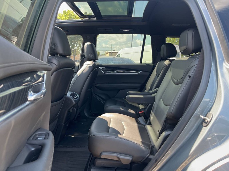 Cadillac XT6 Vehicle Image 08