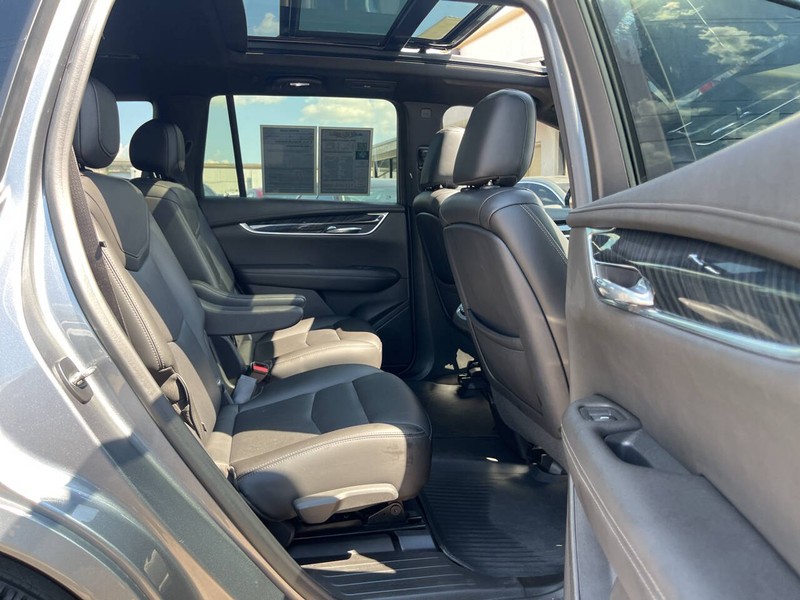 Cadillac XT6 Vehicle Image 12