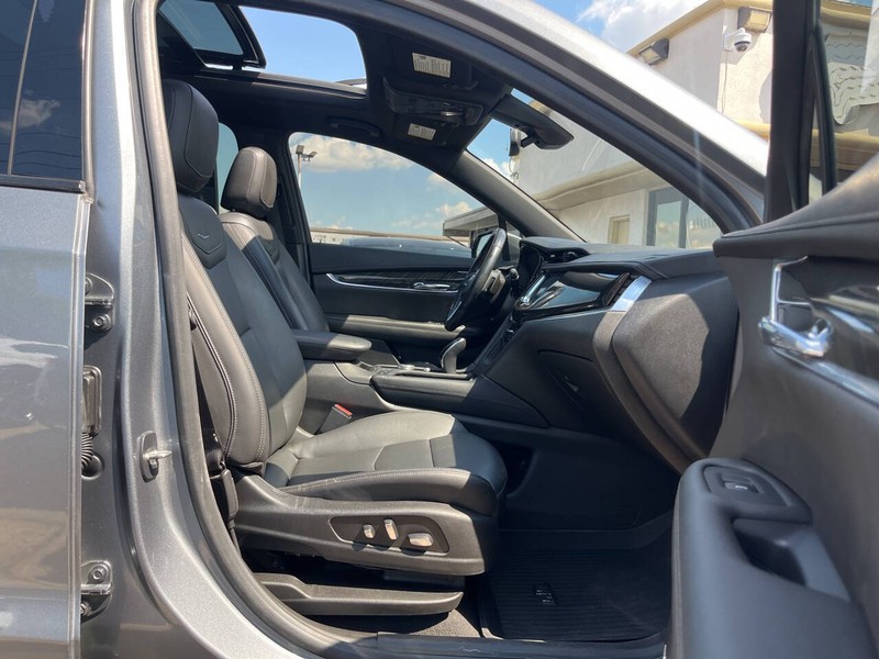 Cadillac XT6 Vehicle Image 14
