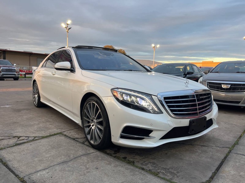 Mercedes-Benz S-Class Vehicle Image 06
