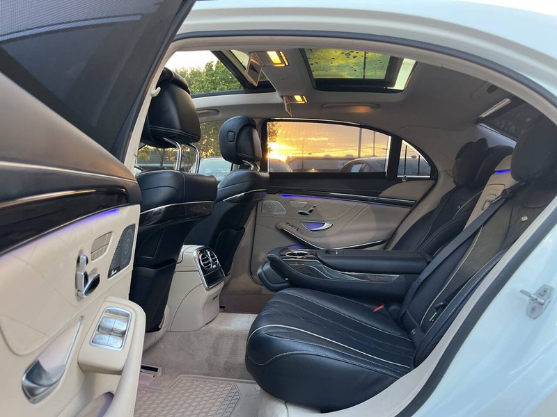 Mercedes-Benz S-Class Vehicle Image 08
