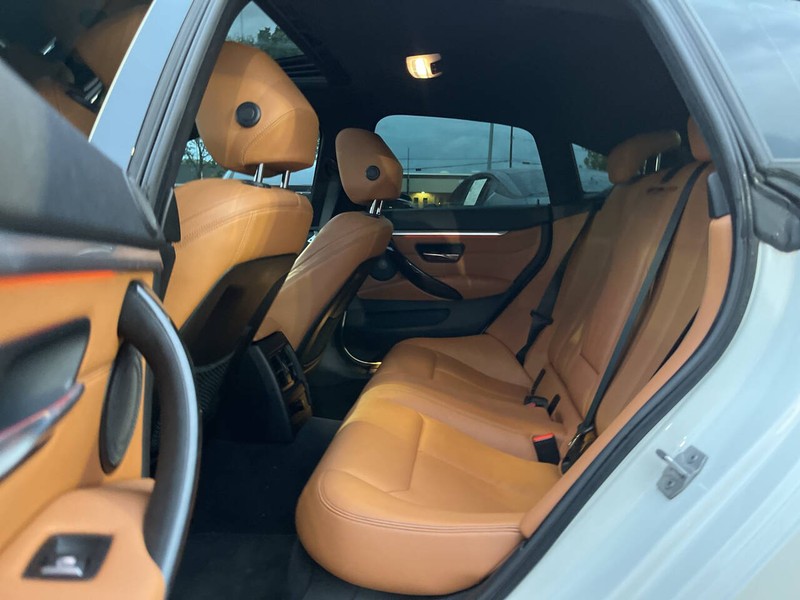 BMW 4 Series Vehicle Image 08