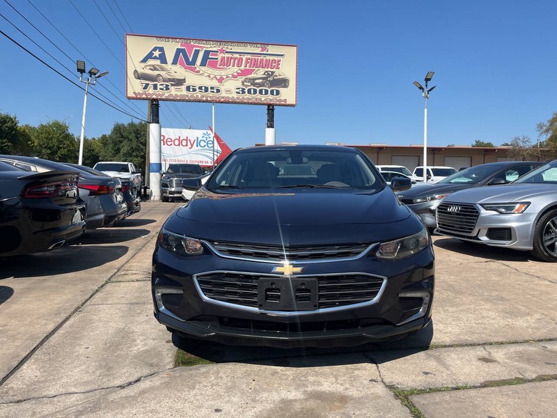 Chevrolet Malibu Vehicle Image 02