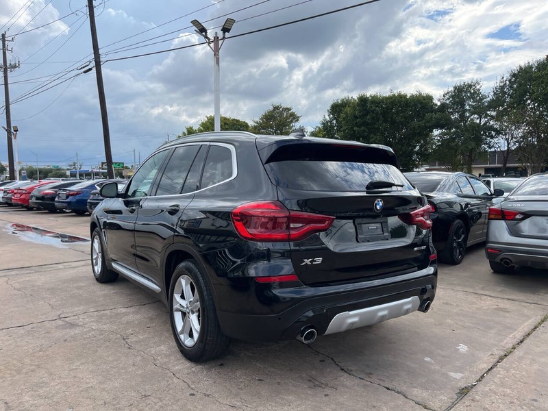 BMW X3 Vehicle Image 03