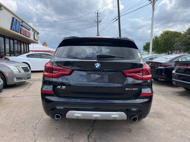 BMW X3 Vehicle Image 04