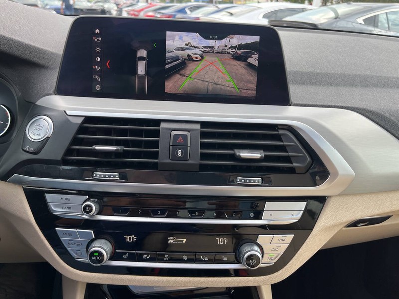 BMW X3 Vehicle Image 12