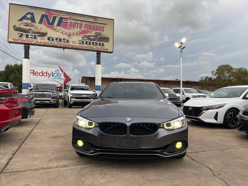 BMW 4 Series Vehicle Image 02