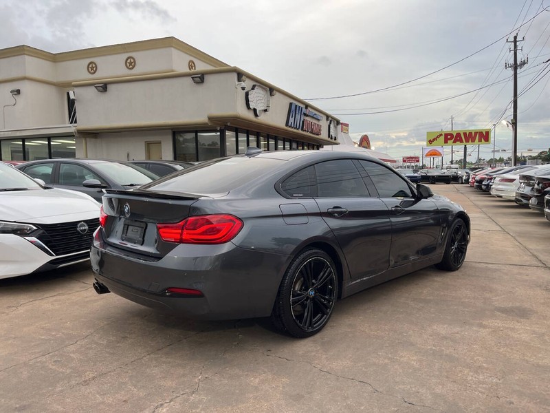 BMW 4 Series Vehicle Image 05