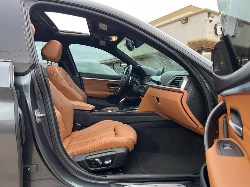 BMW 4 Series Vehicle Image 11
