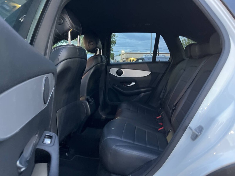 Mercedes-Benz GLC Vehicle Image 08