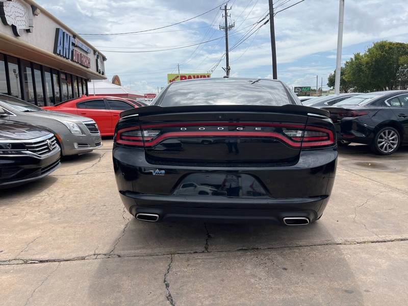 Dodge Charger Vehicle Image 04