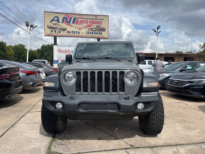 Jeep Gladiator Vehicle Image 02