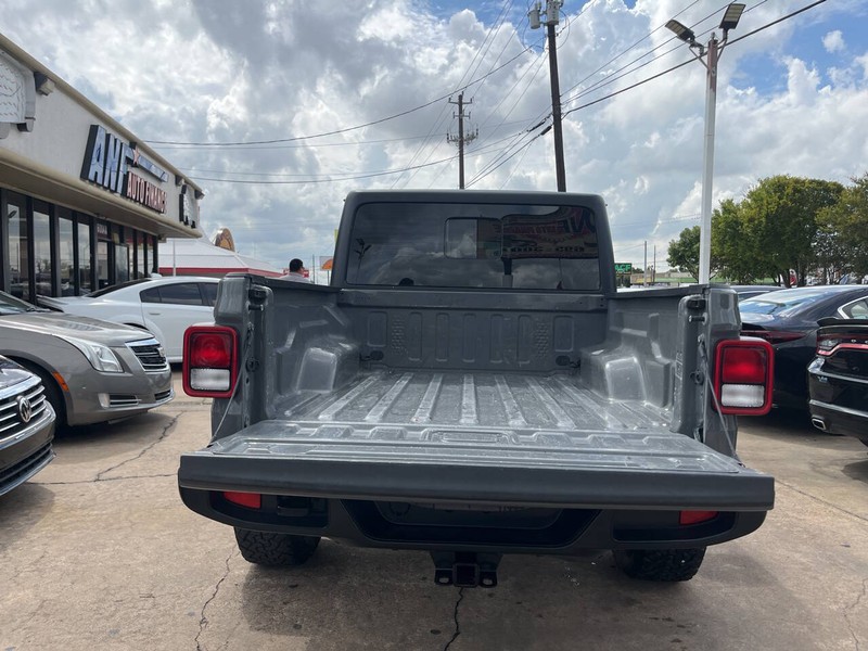 Jeep Gladiator Vehicle Image 09