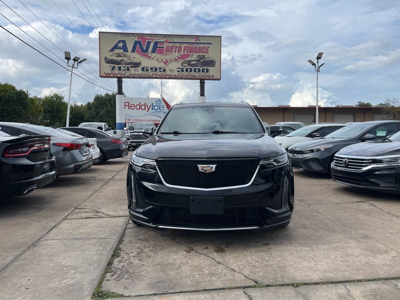 Cadillac XT6 Vehicle Image 02