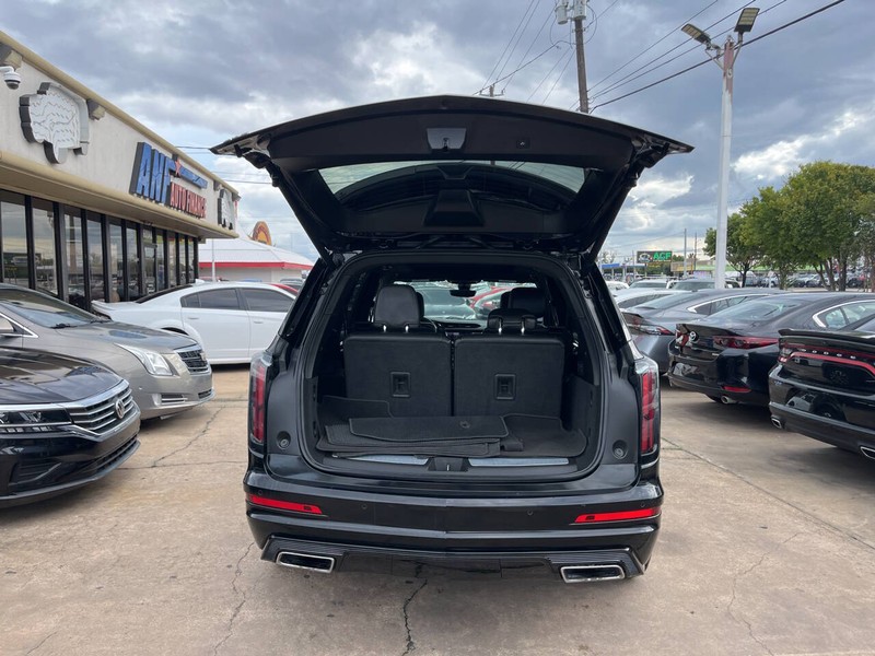 Cadillac XT6 Vehicle Image 10