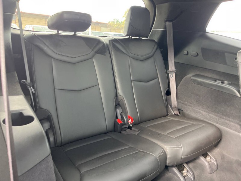 Cadillac XT6 Vehicle Image 12