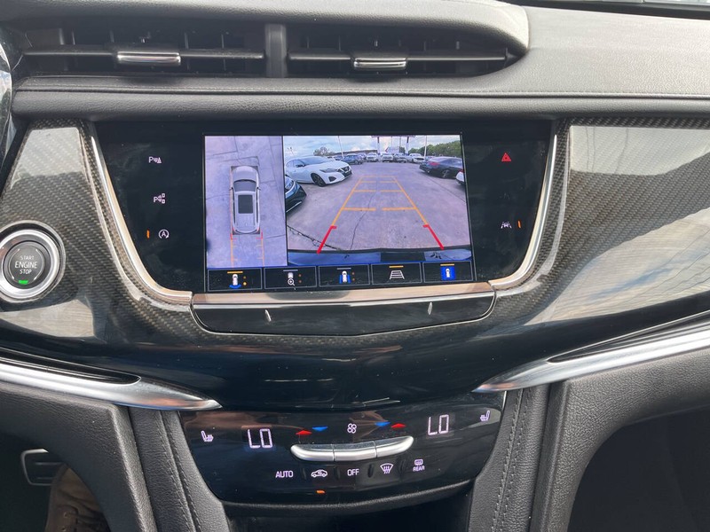 Cadillac XT6 Vehicle Image 14