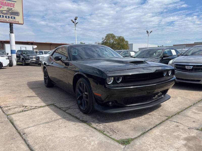 Dodge Challenger Vehicle Image 06
