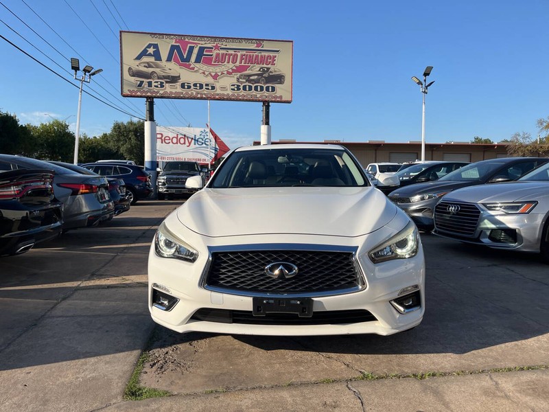 INFINITI Q50 Vehicle Image 02