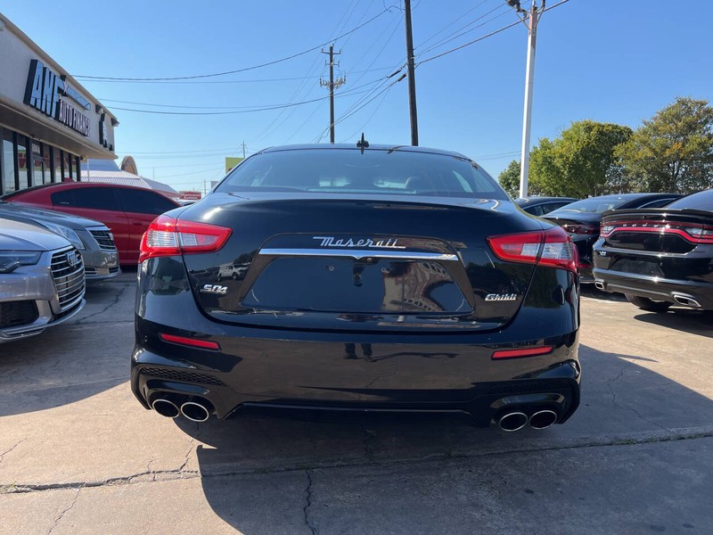 Maserati Ghibli Vehicle Image 04