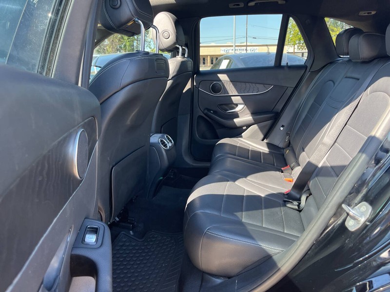 Mercedes-Benz GLC Vehicle Image 08