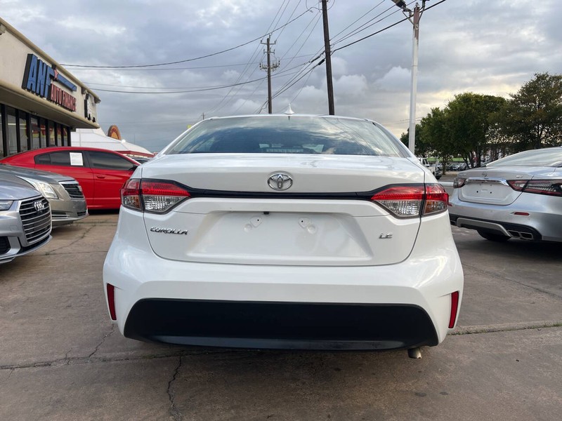 Toyota Corolla Vehicle Image 04